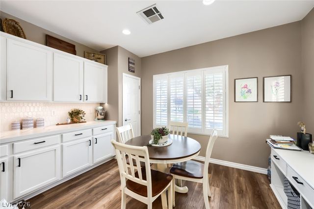 7356 Petrel Street, North Las Vegas, NV 89084