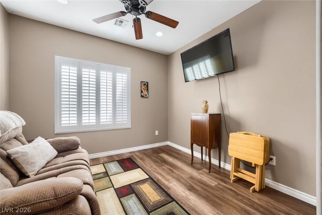 7356 Petrel Street, North Las Vegas, NV 89084
