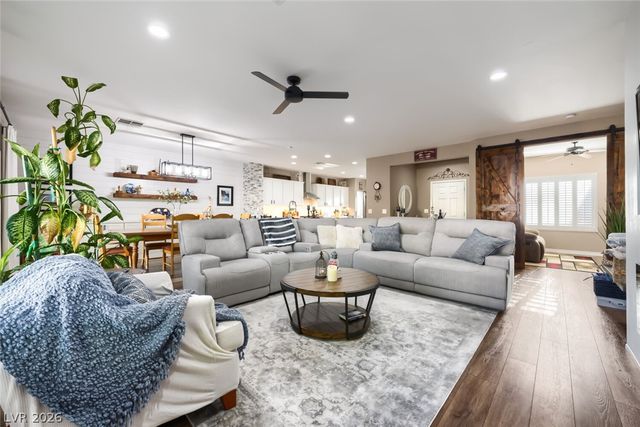 7356 Petrel Street, North Las Vegas, NV 89084