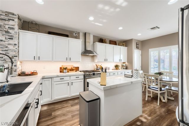 7356 Petrel Street, North Las Vegas, NV 89084