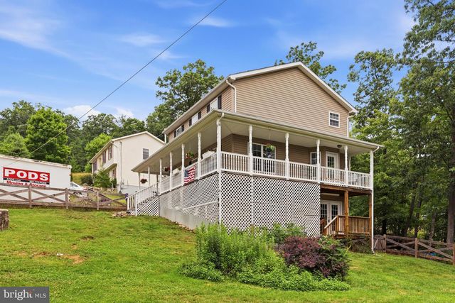 900 ENFIELD DR, Winchester, VA 22602