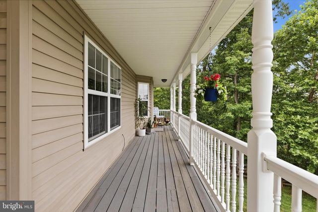 900 ENFIELD DR, Winchester, VA 22602