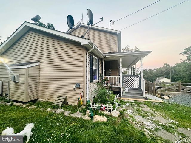 900 ENFIELD DR, Winchester, VA 22602
