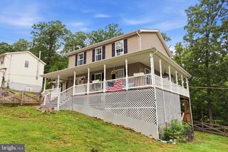 900 ENFIELD DR, Winchester, VA 22602