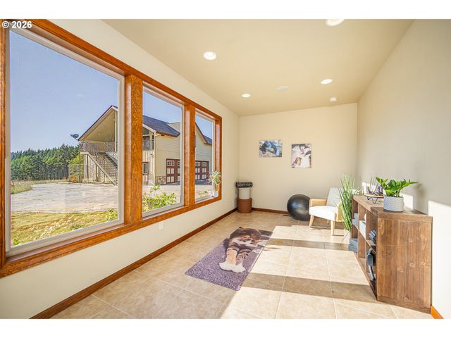 85898 LORANE Hwy, Eugene, OR 97405