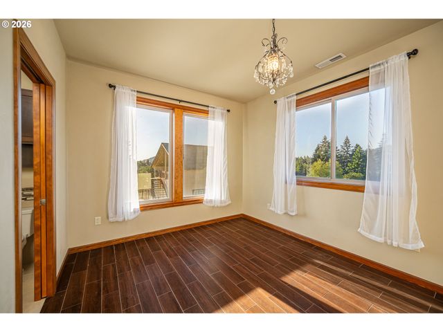 85898 LORANE Hwy, Eugene, OR 97405