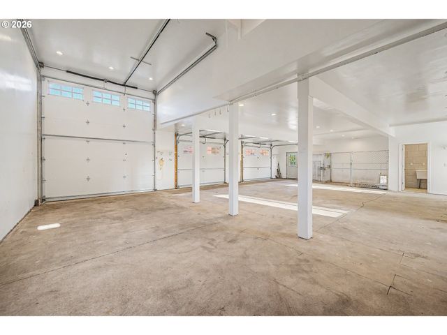 85898 LORANE Hwy, Eugene, OR 97405