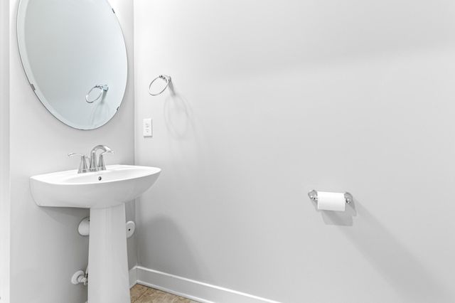 8042 Abercrombie Lane, Woodbury, MN 55129