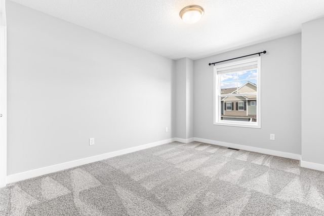 8042 Abercrombie Lane, Woodbury, MN 55129