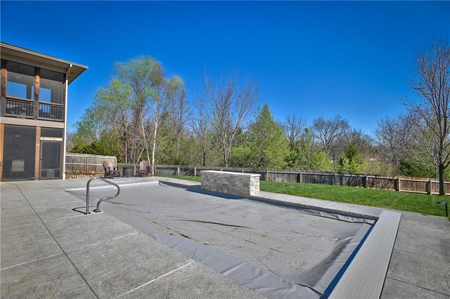 8417 Houston Street, Lenexa, KS 66227