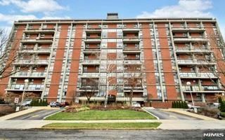 4 Horizon Road G-3, Fort Lee, NJ 07024