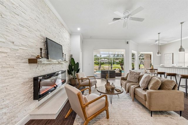 10229 QUAILS LANDING AVENUE, Tampa, FL 33647