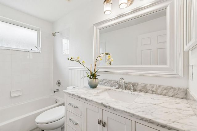 10229 QUAILS LANDING AVENUE, Tampa, FL 33647