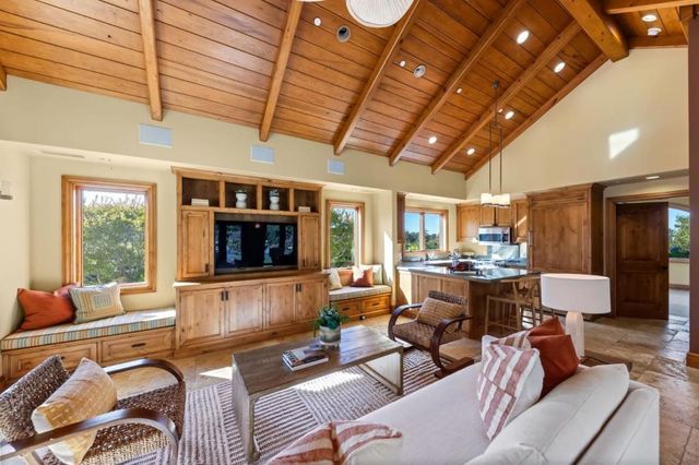 1600 Marlborough Road, Hillsborough, CA 94010