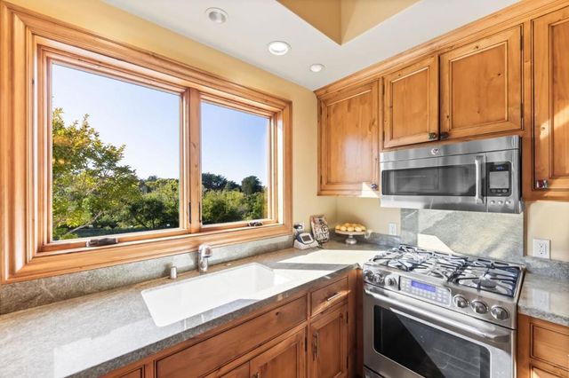 1600 Marlborough Road, Hillsborough, CA 94010