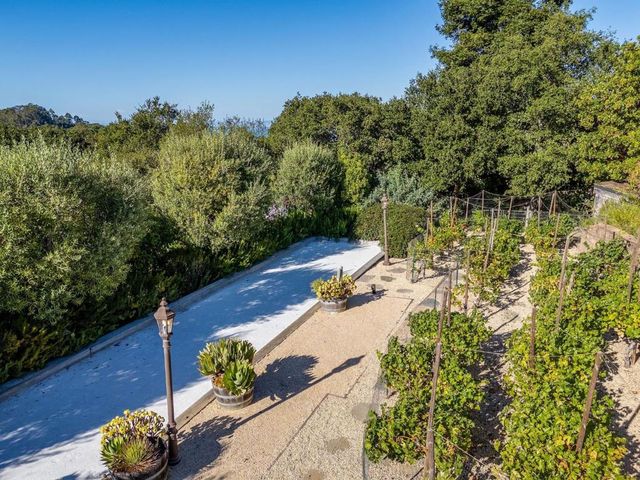 1600 Marlborough Road, Hillsborough, CA 94010