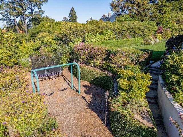 1600 Marlborough Road, Hillsborough, CA 94010