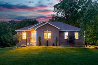 2625 Ford Rd, Adams, TN 37010
