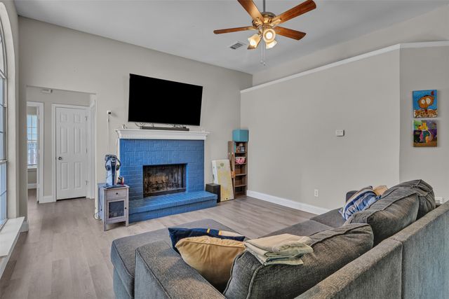 1409 Prentice Street, Arlington, TX 76018