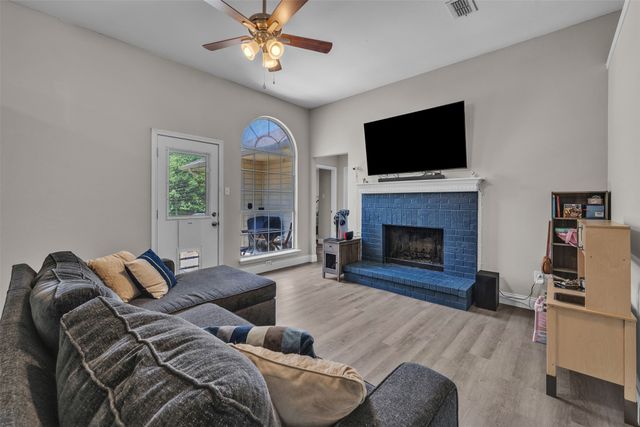 1409 Prentice Street, Arlington, TX 76018