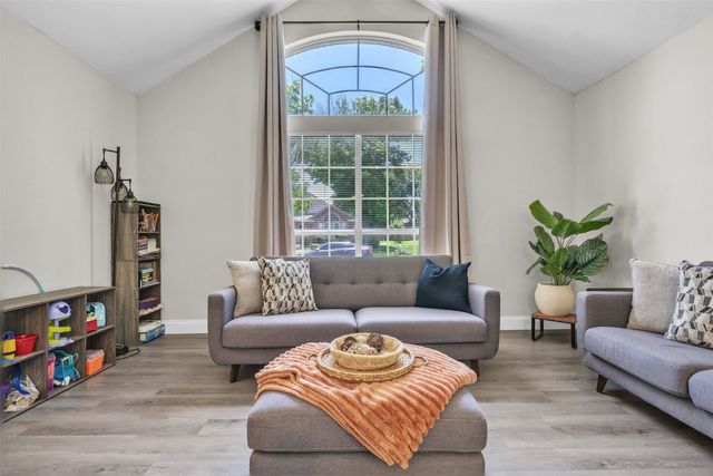 1409 Prentice Street, Arlington, TX 76018