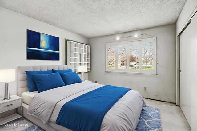 7325 Sunsilver Ln, Sacramento, CA 95828