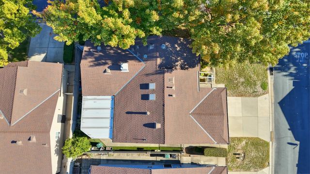 7325 Sunsilver Ln, Sacramento, CA 95828