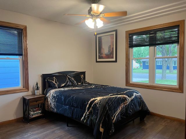 735 Sunset Street SW, Hutchinson, MN 55350