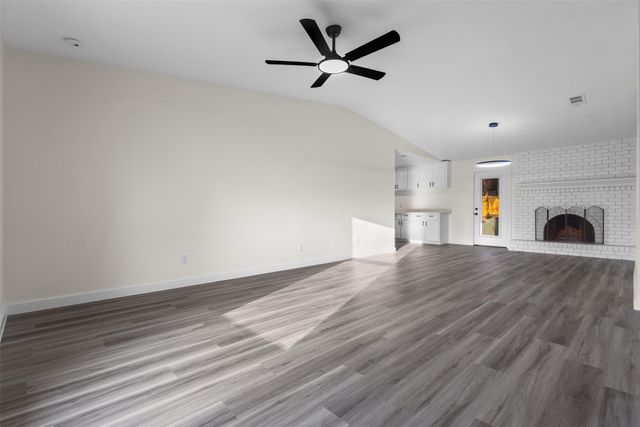 337 Meadowhill Drive, Garland, TX 75043