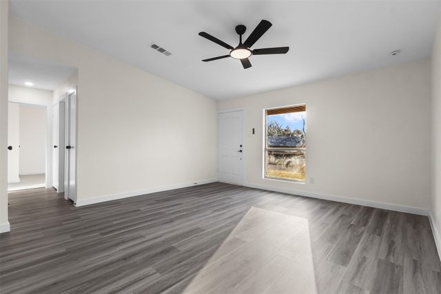 337 Meadowhill Drive, Garland, TX 75043