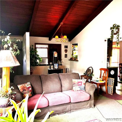 1349 Sisson Drive, North Tonawanda, NY 14120