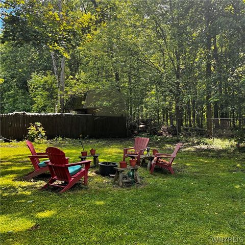 1349 Sisson Drive, North Tonawanda, NY 14120