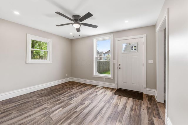 61 Dakota Avenue, Columbus, OH 43222