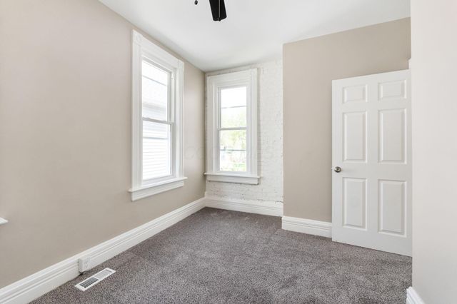 61 Dakota Avenue, Columbus, OH 43222