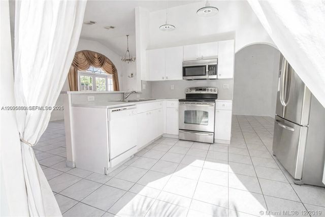 8224 SW 157th Ct, Miami, FL 33193