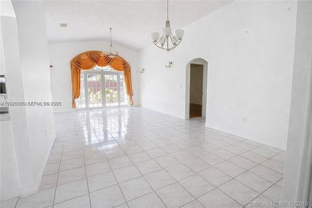 8224 SW 157th Ct, Miami, FL 33193