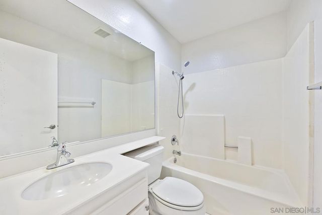 1781 Avenida Vista Labera, Oceanside, CA 92056