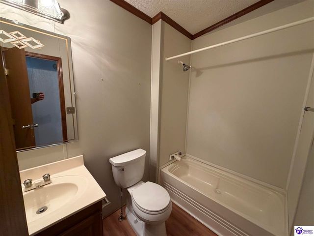 455 Morris Court, Vine Grove, KY 40175