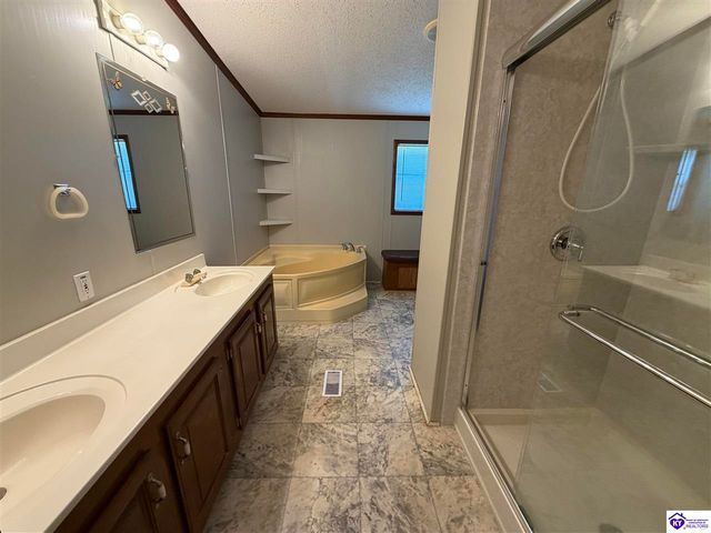455 Morris Court, Vine Grove, KY 40175