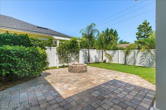 1021 SEASIDE Drive N, Jacksonville Beach, FL 32250