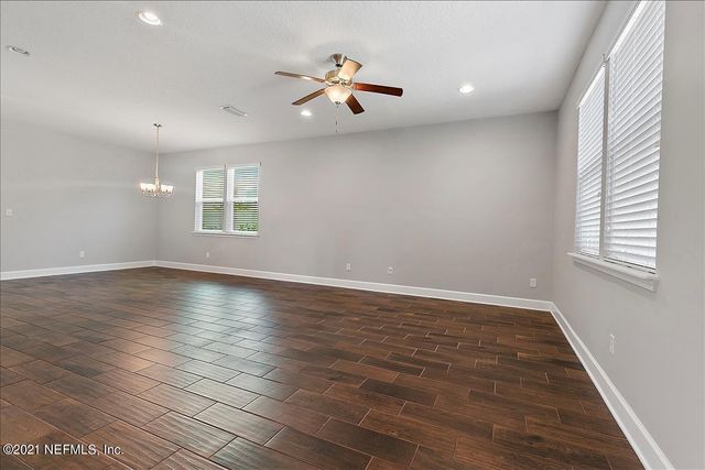 1021 SEASIDE Drive N, Jacksonville Beach, FL 32250