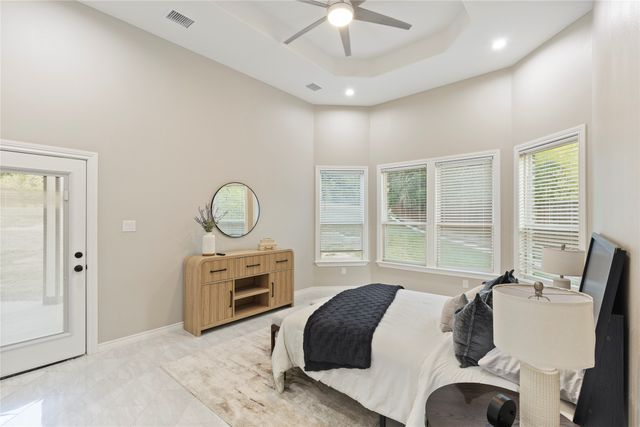 702 Linkcrest Drive, Duncanville, TX 75137