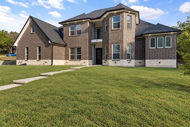 702 Linkcrest Drive, Duncanville, TX 75137