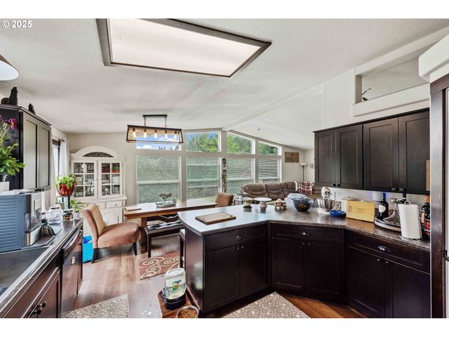 63562 DANIELS CREEK Rd, Coos Bay, OR 97420