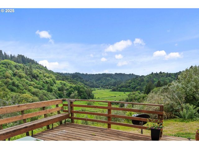63562 DANIELS CREEK Rd, Coos Bay, OR 97420