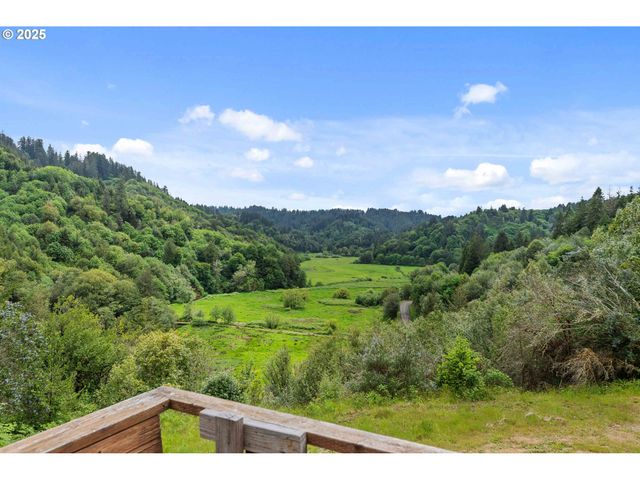 63562 DANIELS CREEK Rd, Coos Bay, OR 97420