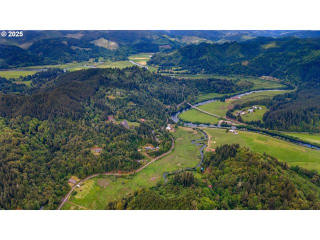 63562 DANIELS CREEK Rd, Coos Bay, OR 97420