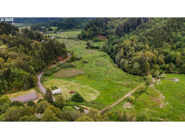 63562 DANIELS CREEK Rd, Coos Bay, OR 97420
