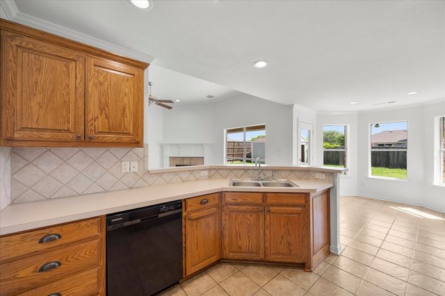 509 E Church Street, Forney, TX 75126