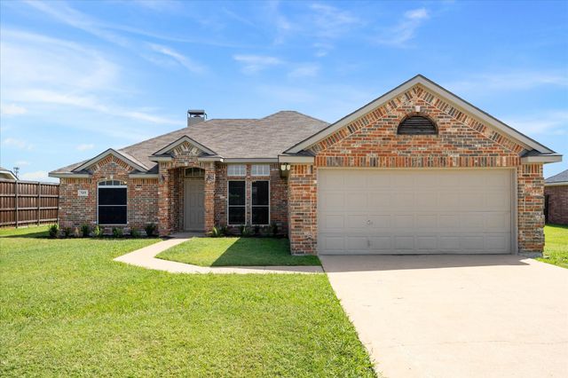 509 E Church Street, Forney, TX 75126